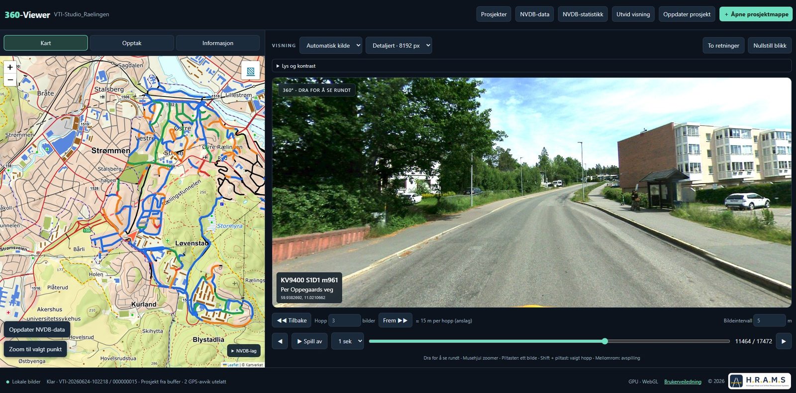 360-Viewer med kart og NVDB-lag til venstre og 360-bilde av en boliggate til høyre